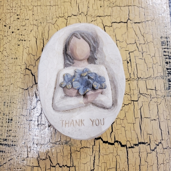 💎📦💐 Willow Tree Trinket Box NWOT - Picture 1 of 7